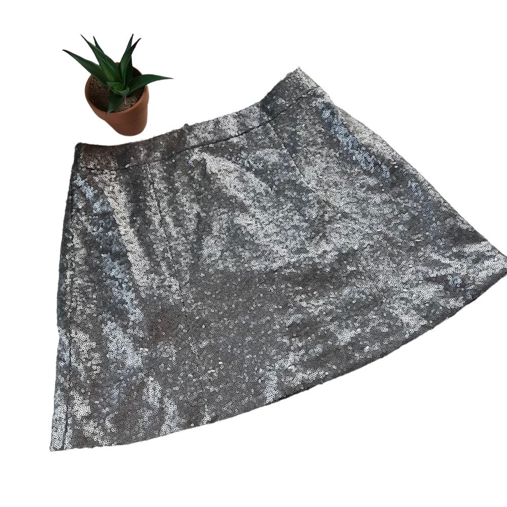 Decree Sequin Mini Skirt Sz M Silver Y2K Clubwear Festival Glam Party Bling